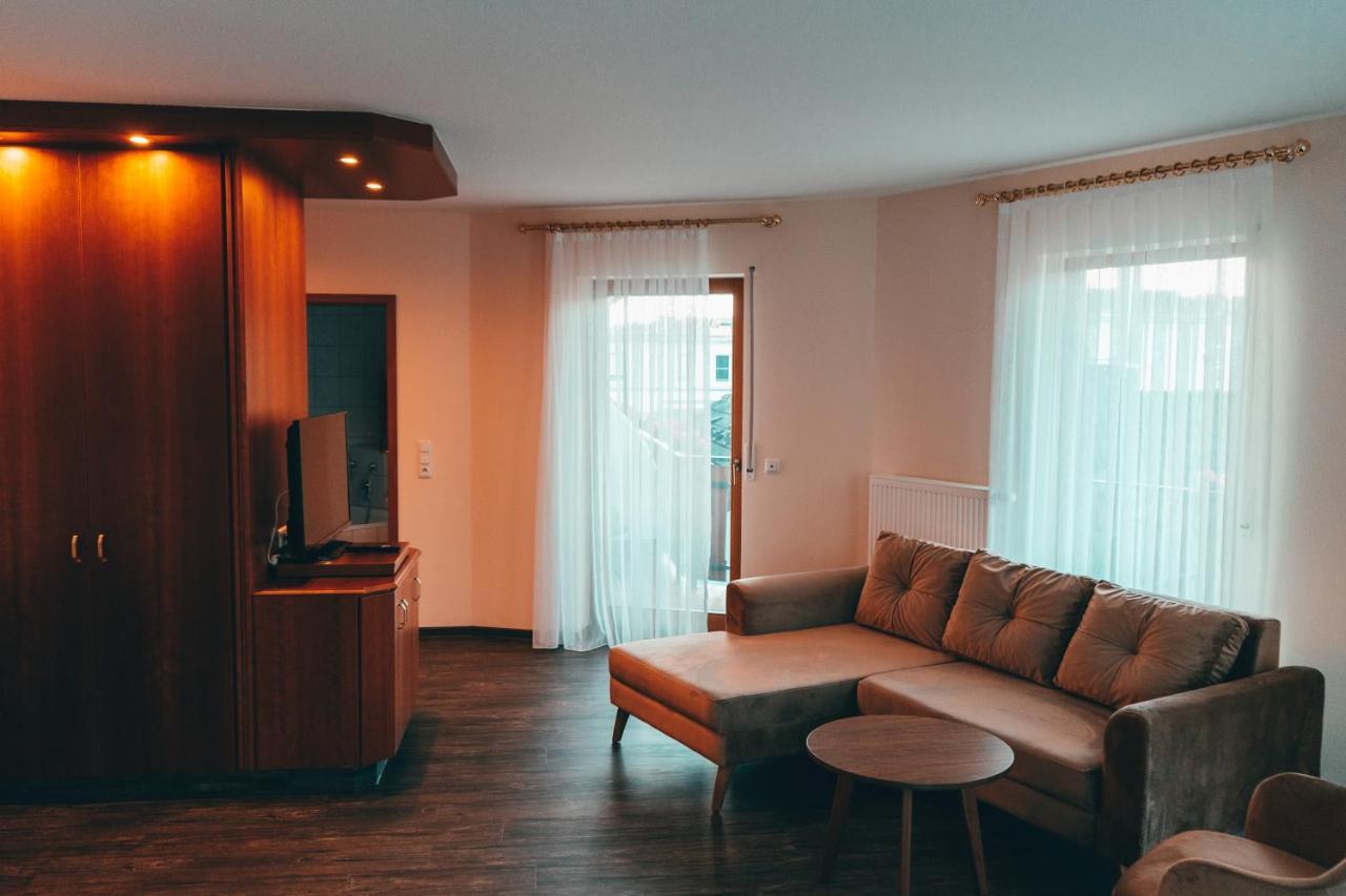 Hotel Loroesch บัดออร์บ ภายนอก รูปภาพ