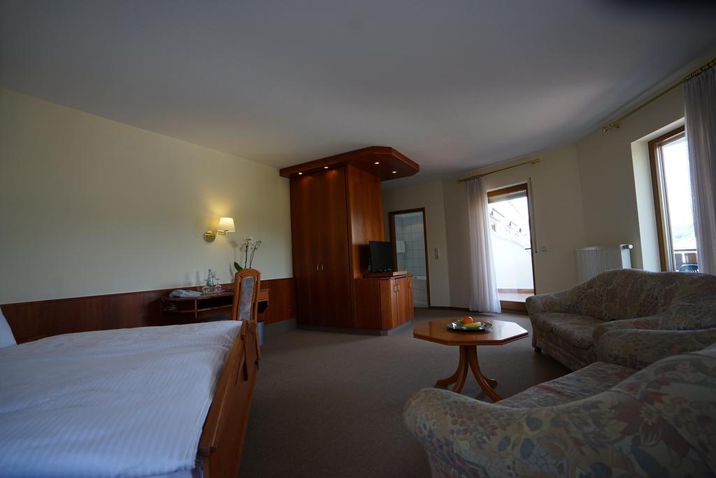 Hotel Loroesch บัดออร์บ ห้อง รูปภาพ